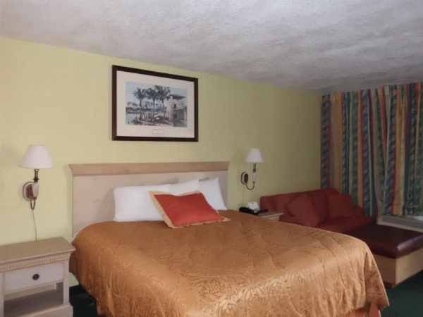 America's Best Inn Lakeland image 25